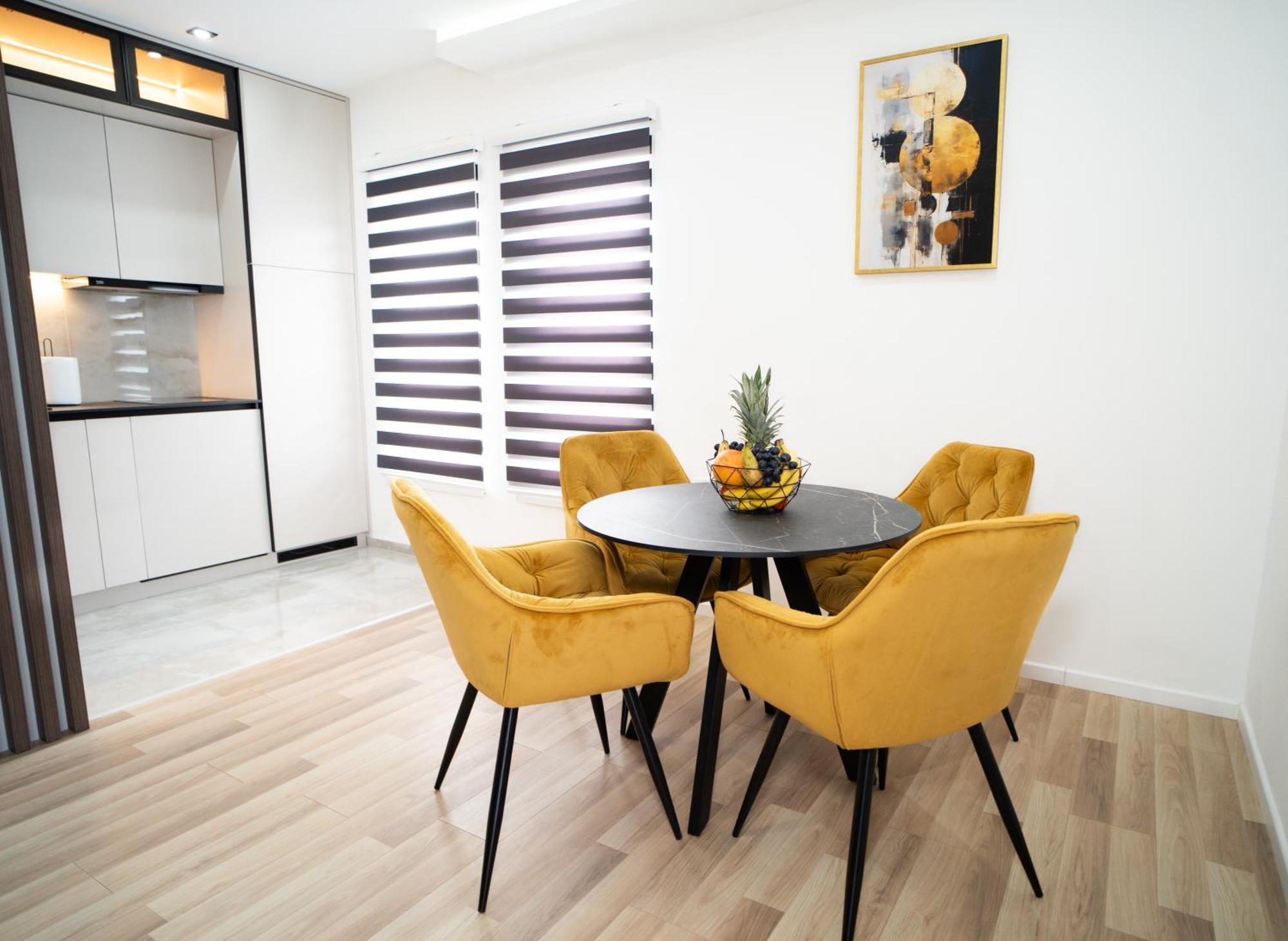 Apartmani Mila Лакташи Екстер'єр фото