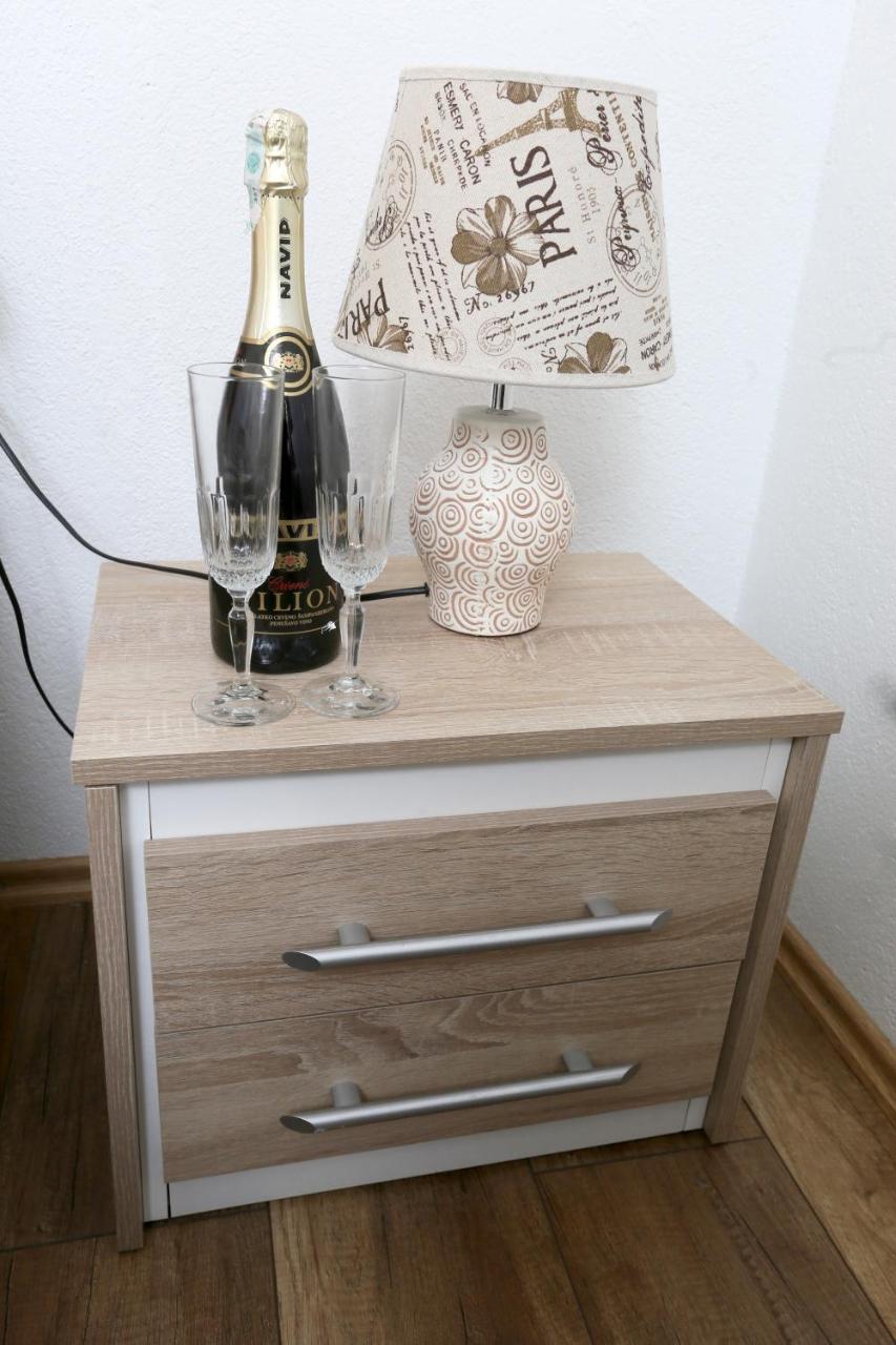 Apartmani Mila Лакташи Екстер'єр фото