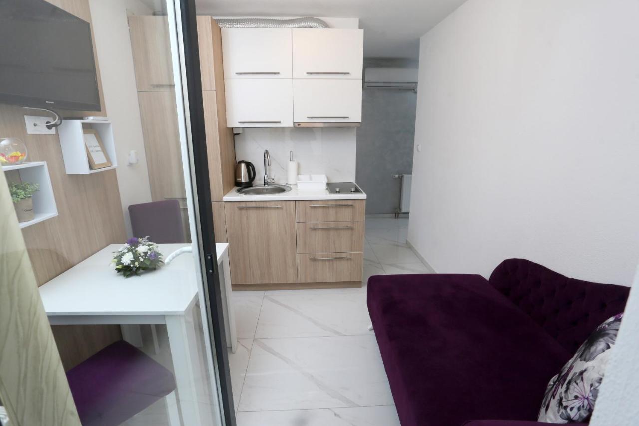 Apartmani Mila Лакташи Екстер'єр фото